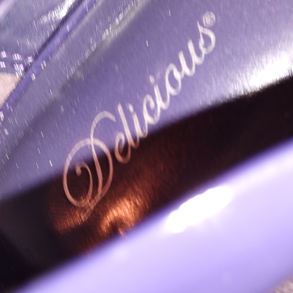 Wow! GORGEOUS AND SEXY PURPLE HEELS.  SIZE 10 - Picture 7 of 8